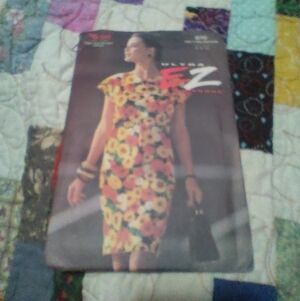 Vintage Vogue Sewing Pattern 976 Women's Misses' Midi Dress Sizes 8-12